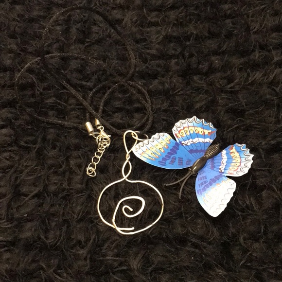 Silver Tone Wire Charm Necklace - Picture 8 of 14